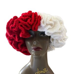 1913 Ruffle hat